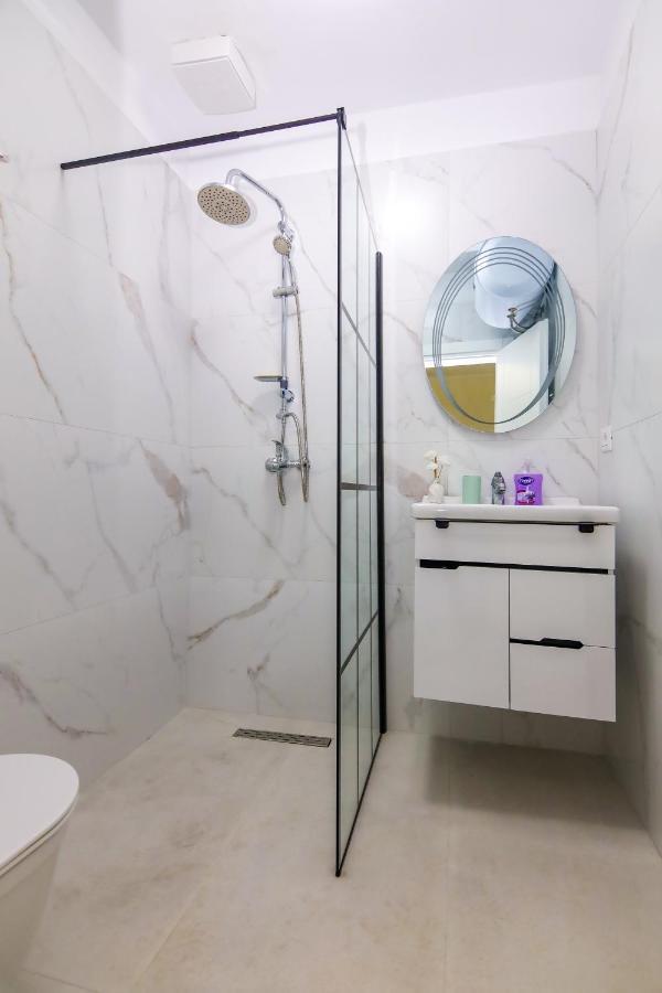 Nazari Apartment 1 地拉那 外观 照片